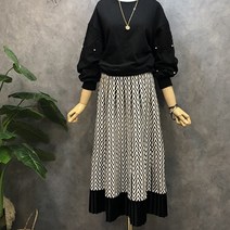 라임브릿지 브이 벨벳 배색 니트 롱 스커트