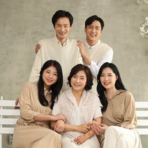 가족사진 2컨셉 100컷 촬영 [고화질 원본+액자] 서울 강서구 TheNew동행스튜디오, C_리마인드웨딩
