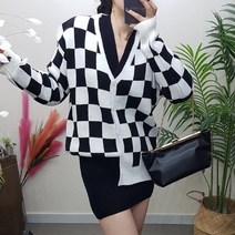 제이후 브이넥 사각 체크 박시 루즈핏 니트 가디건