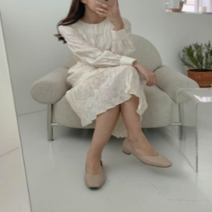 브이와이 VY 여자 여성스러운 연분홍슈즈 솔리드 플랫슈즈