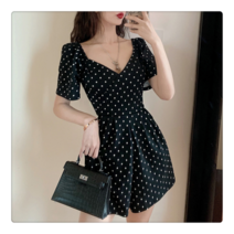 티피여성 여름 얇은 핏 하이웨이스트 핏 도트 점프슈트 반바지