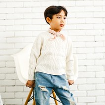 망치키즈 앞판 부분 꽈배기 니트 스웨터
