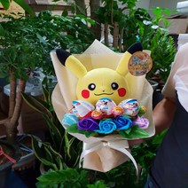 안산 플라워마트 피카츄인형30cm 킨더조이 비누꽃다발, 남아