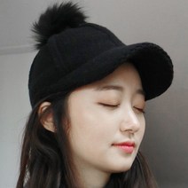 이코마켓 니트 방울 숏챙 털모자 겨울