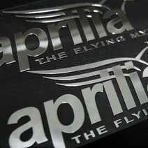 아프릴리아4 금속 튜닝로고 스티커 Aprilia 4, C사이즈 실버