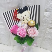 영하우스 졸업꽃다발 기획상품 학사모곰돌이꽃다발 유치원졸업 학사모 곰돌이볼펜꽃다발, 핑크