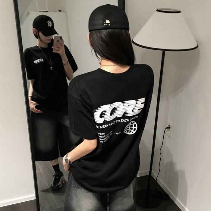 티데일리 남녀공용 코어 프린팅 오버핏 20수 라운드 반팔 티셔츠