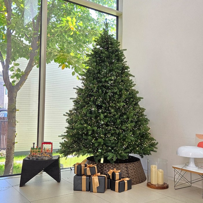 에버렐 하이엔드 크리스마스트리 풍성한 감성 PE 트리 브레몽, 트리전구