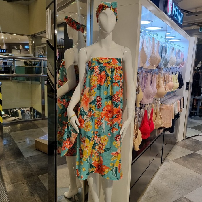 비너스 골프가운 50이상 초특가 할인중 여성스러운 분위기 화사한 컬러감 편안함을 더한 NR 파스텔 꽃나염 골프가운