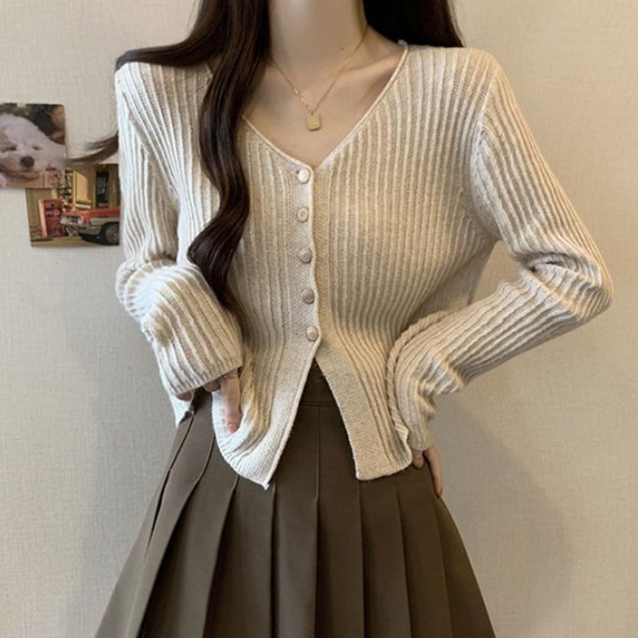 LUVA FLOW 가을가디건코디 간절기브이넥금장가디건 가디건맛집
