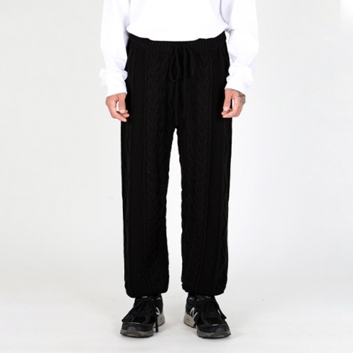 아조바이아조 Twisted Cable Knit Pants AJ224PT007
