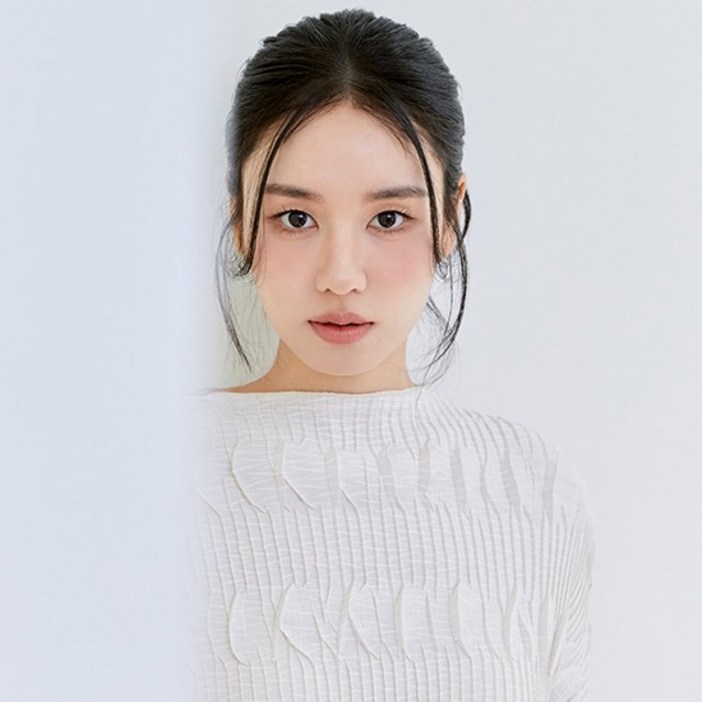 셀렙샵에디션 최초가69900 X요이츠25SS 반달 플리츠 블라우스