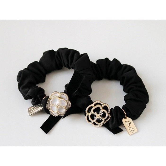 까멜리아 2개SET 블랙화이트 미니 헤어 동백꽃 새틴 곱창밴드 머리끈