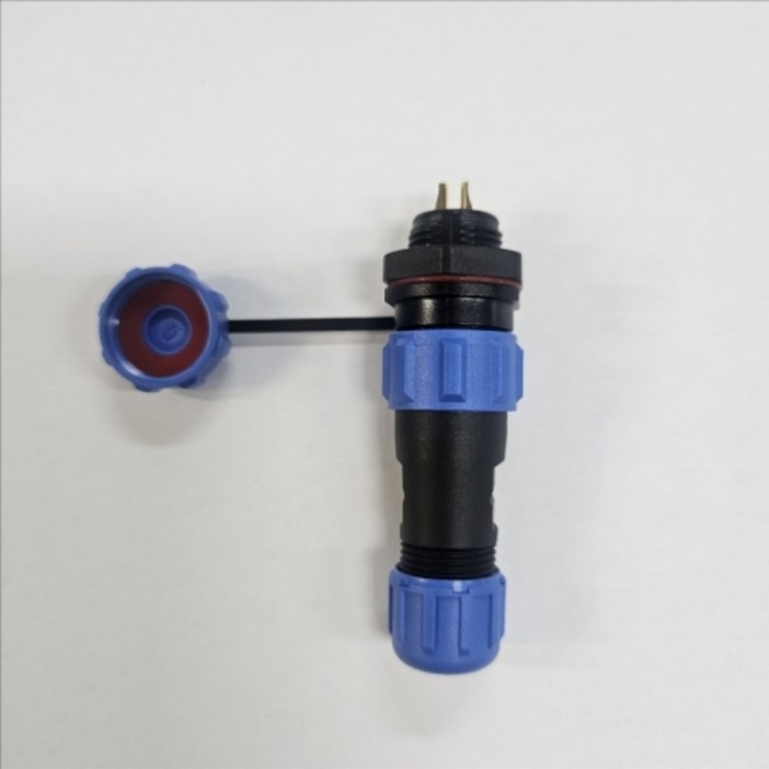 SP13 3핀 방수 커넥터  패널 고정형 암커넥터  후면 나사 체결 타입