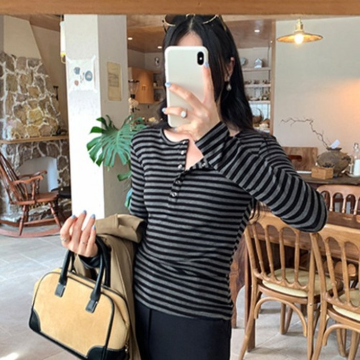 루나걸 여성용 레다코스 스트라이프 슬림핏 티셔츠 L26SPT112812