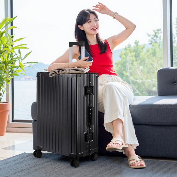 알루미늄프레임 하드 여행캐리어 TypecUSB포트 컵홀더 대용량 분리수납