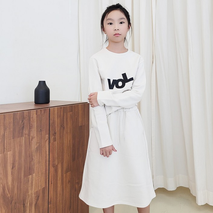 나노핏 여아용 브이엘 상의  치마 세트