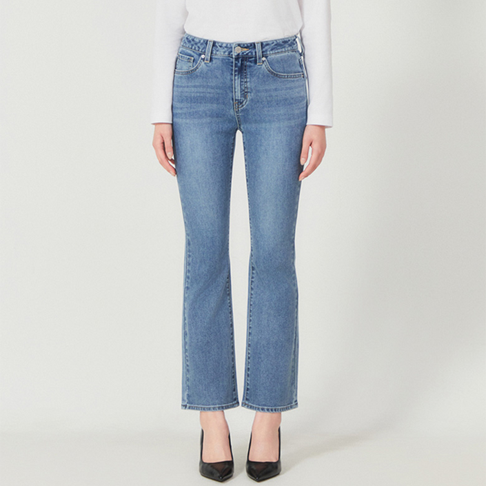 [백화점 정품] 게스 여성 슬림 부츠컷 청바지 미디엄블루