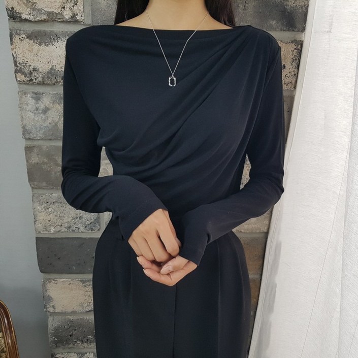 상상그이상 여성용 국내제작 오프셔링 긴팔 블라우스 티셔츠 드레이프 간절기 하객룩 격식있는 편하면서 여성스러운 보트넥 주름티 여리여리 데이트룩