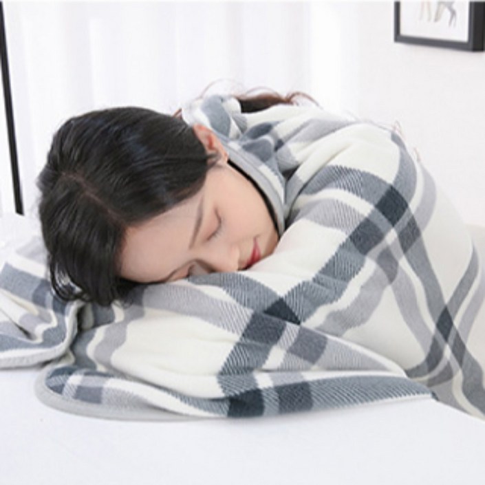 글랜스 무릎 극세사 입는 똑딱이 망토 대형 담요