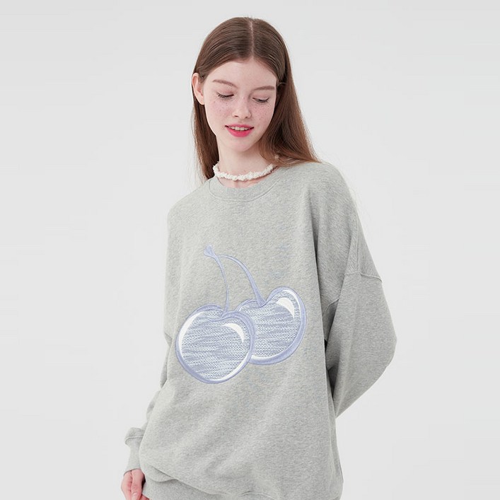키르시 KNIT BIG CHERRY SWEATSHIRT