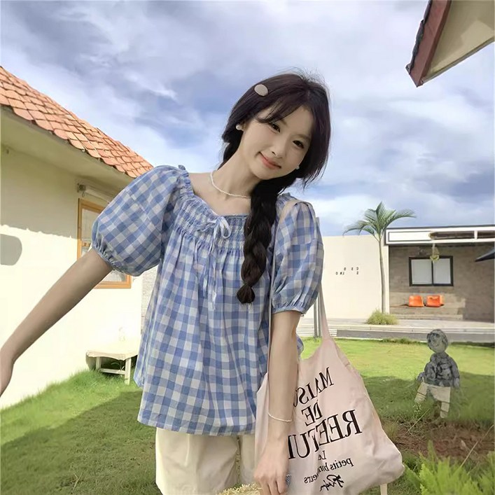 피어니스트 프렌치 체크패턴 퍼프 소매 반팔 블라우스