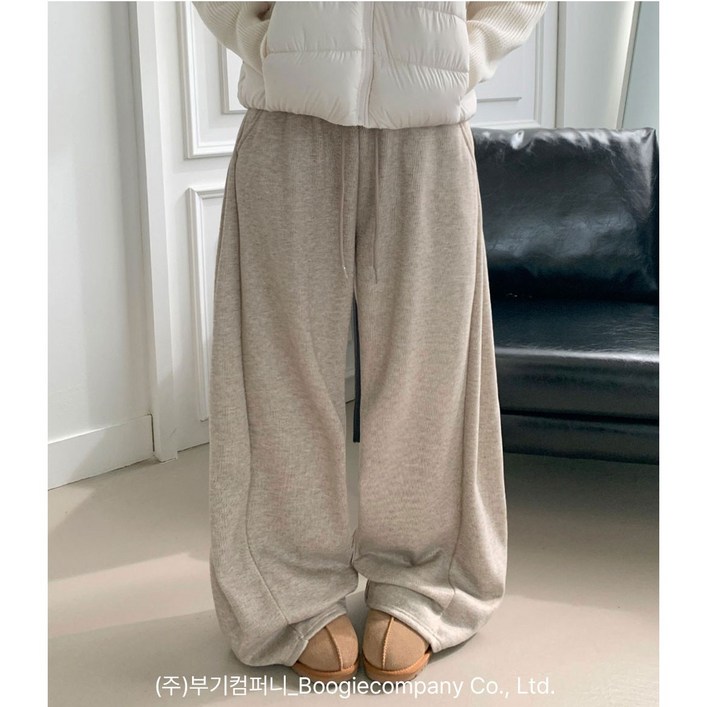 부기샵 도톰 기모 윙크 사이드핀턱 트레이닝 와이드팬츠