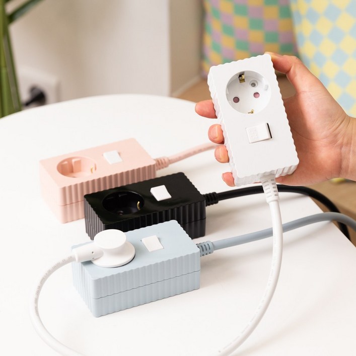 쿠폰19% 파워존 자동소화 웨이브 멀티탭 콘센트 화재예방 과부하차단 연장선 1구 전기코드 캠핑 릴선, 자동소화 1구 파스텔핑크, 1개