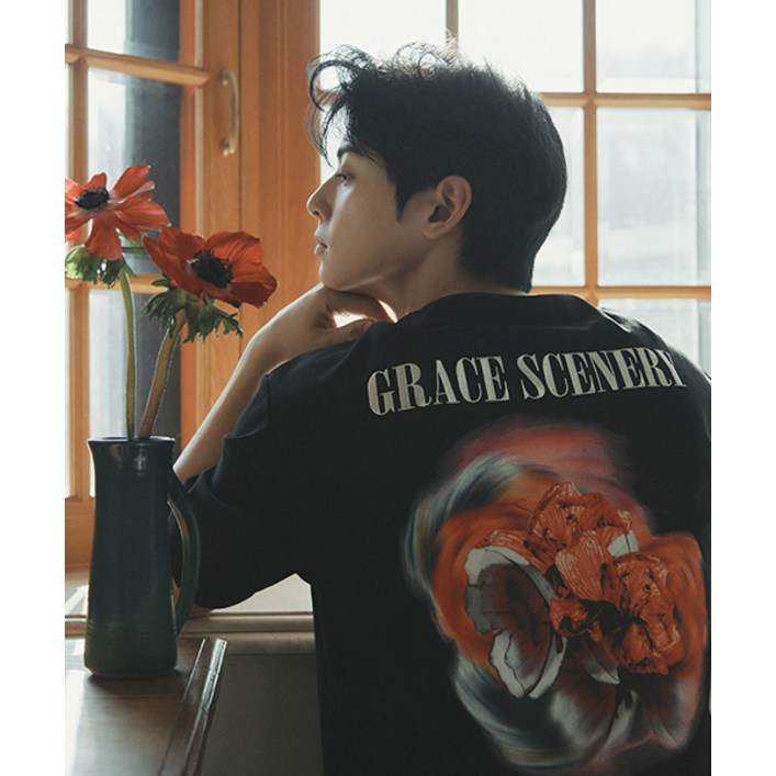 리버클래시25SS차은우 PICK LLM42504 블랙 TORNADO FLOWER 아트웍 하프 티셔츠