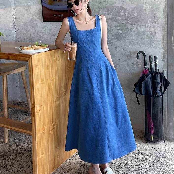 UPPERCUT 여성 스퀘어넥 중청 데님 롱 원피스 민소매 A라인 슬림핏 뷔스티에