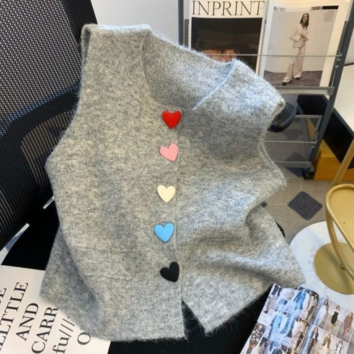 미중 여성 봄가을 뉴 예쁜 하트 단추 니트 고급 감미로운 라운드넥 조끼 cy