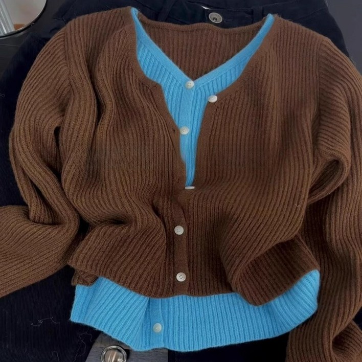 PETITBATH  여성 데일리 투웨이 니트 가디건 세트 V넥 버튼업  250922 WH 6043