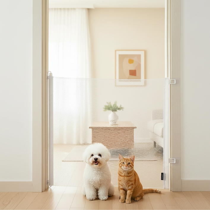 공간차지 없는 무타공 반려동물 안전문 슬라이딩 도어 패브릭 메쉬 펜스 강아지 고양이 화장실 안전 출입 방지