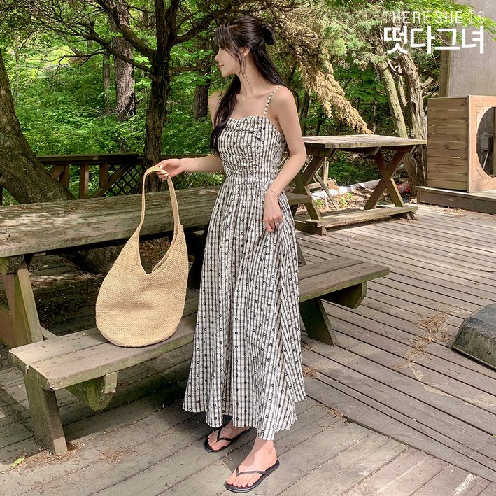 떳다그녀 제루나 스트라이프 플라워 뷔스티에 맥시 드레스 여름 체크 핀턱나시 스모크 밴딩 롱 원피스