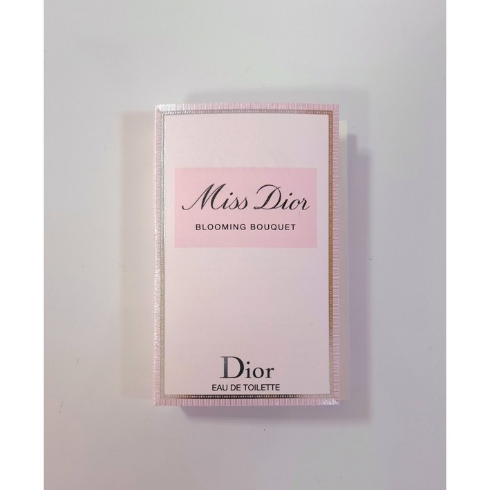 [배송비 체험] 디올 블루밍부케 오 드 뚜왈렛 샘플 체험 (스틱향수)