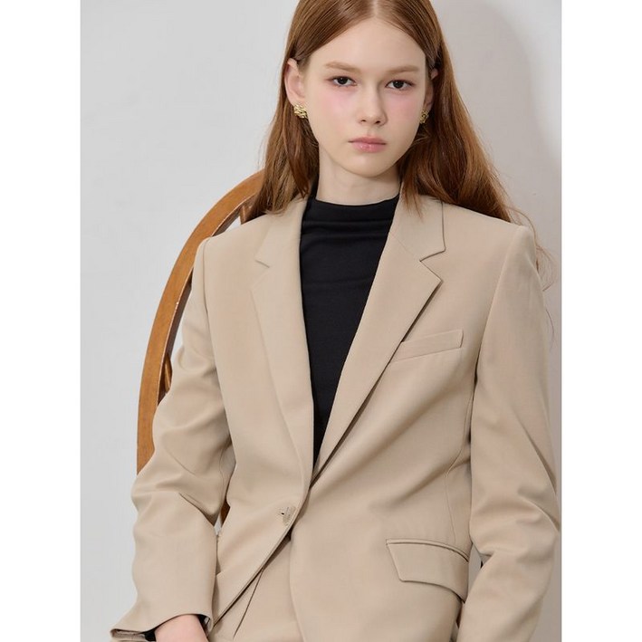 리스트 원버튼 싱글 셋업 재킷  슬림 스트레이트 셋업 팬츠 2종세트 택가격 406000원