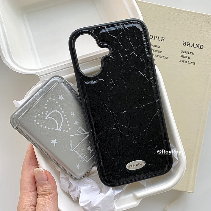 로이로이 자체제작 초강력 맥세이프 블랙 크랙 레더 범퍼케이스