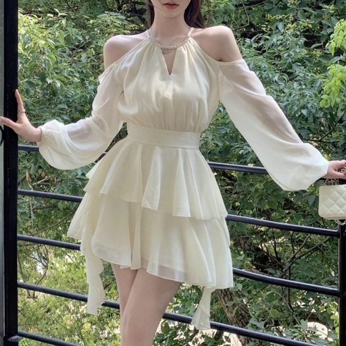 아이엠몽 여성 쉬폰 홀터 플레어 미니 원피스