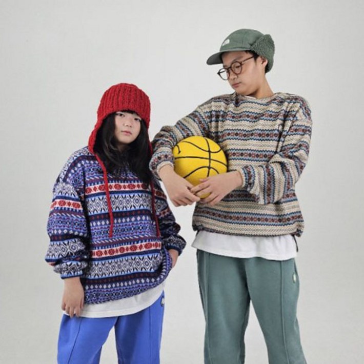 피넛앤버터 노르딕스트링맨투맨1721