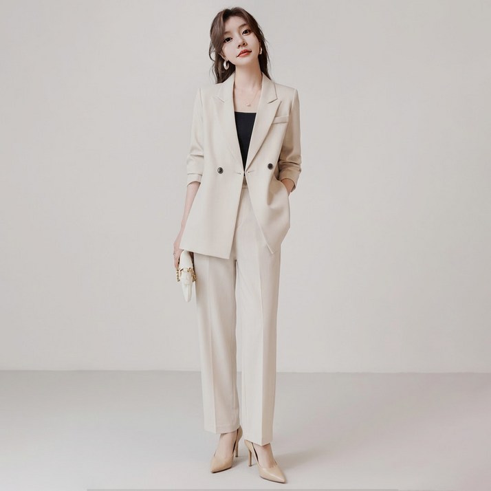 Titikong 여성 셋업 데일리 정장세트  스트랩 나시 티셔츠 증정 모던 심플 프리미엄 빅사이즈