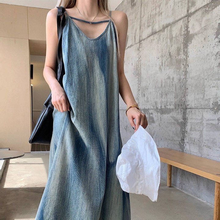 시원한 블루 그라데이션 민소매 나시 원피스