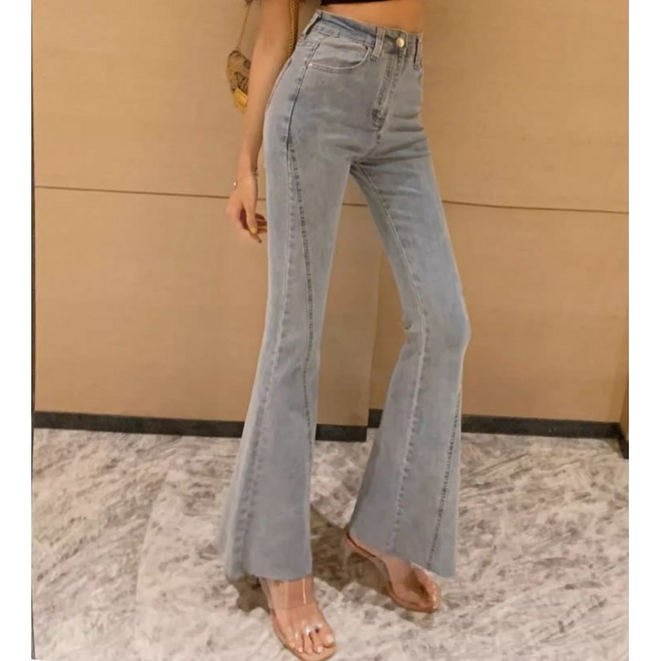 여성용 컷팅 핀턱 부츠컷 데님 여성용 컷팅 핀턱 부츠컷 데님