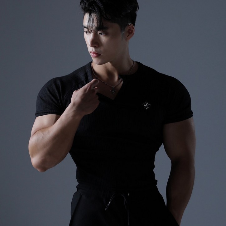 카미드 머슬핏 골지 헨리넥 반팔 티셔츠