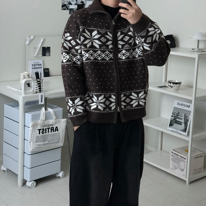 르위 오버핏 하이넥 니트집업 가디건 투웨이 스웨터 눈꽃 크리스마스 연말룩