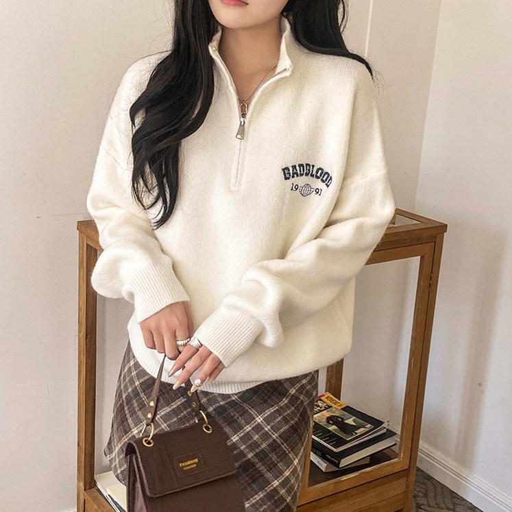 메이킹유 꾸안꾸데일리 심플 로고 레터링 자수 카라 반집업 긴팔 니트 스웨터 루즈핏 8501라밍반집업니트