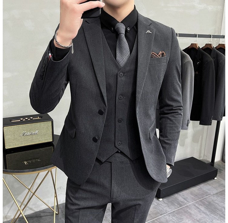 Enyofe 남성용 투버튼 캐주얼 쓰리피스 봄 여름 가을 양복 세트 남성 수트자켓 세트 재킷조끼바지 면접 기획 슈트 결혼식 하객 남성 정장세트 사계절 3Color